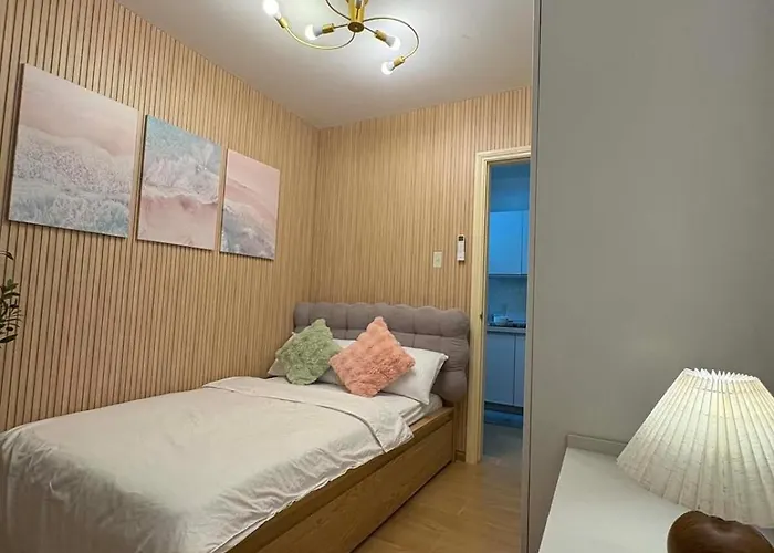 Azure Staycation By Jo&jo- Space, Comfort, And A Better For Families And Groups Near Airport, Moa, Beside Sm Bicutan *