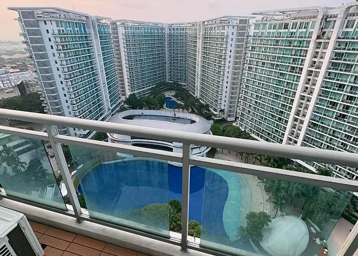 Azure Staycation By Jo&jo- Space, Comfort, And A Better For Families And Groups Near Airport, Moa, Beside Sm Bicutan *