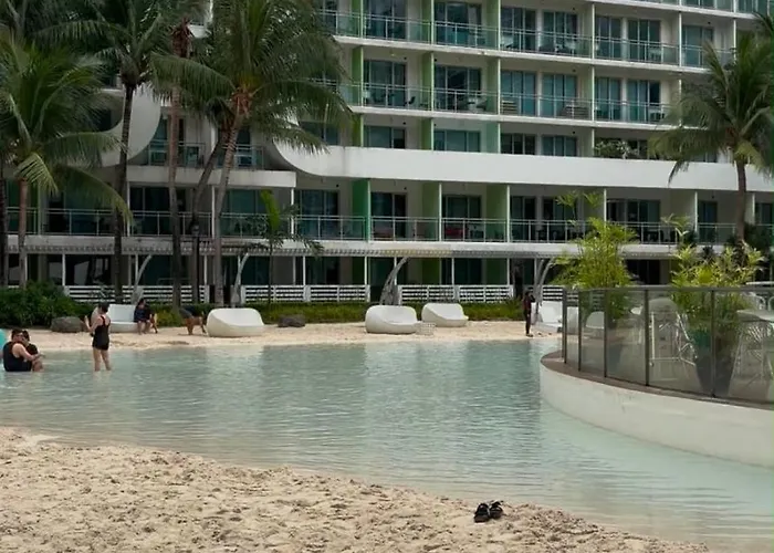 Azure Staycation By Jo&jo- Space, Comfort, And A Better For Families And Groups Near Airport, Moa, Beside Sm Bicutan Apartment *